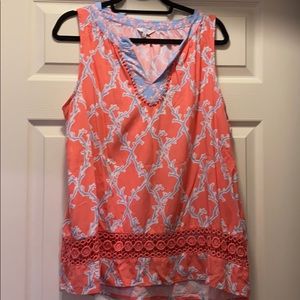 Crown and Ivy XL top